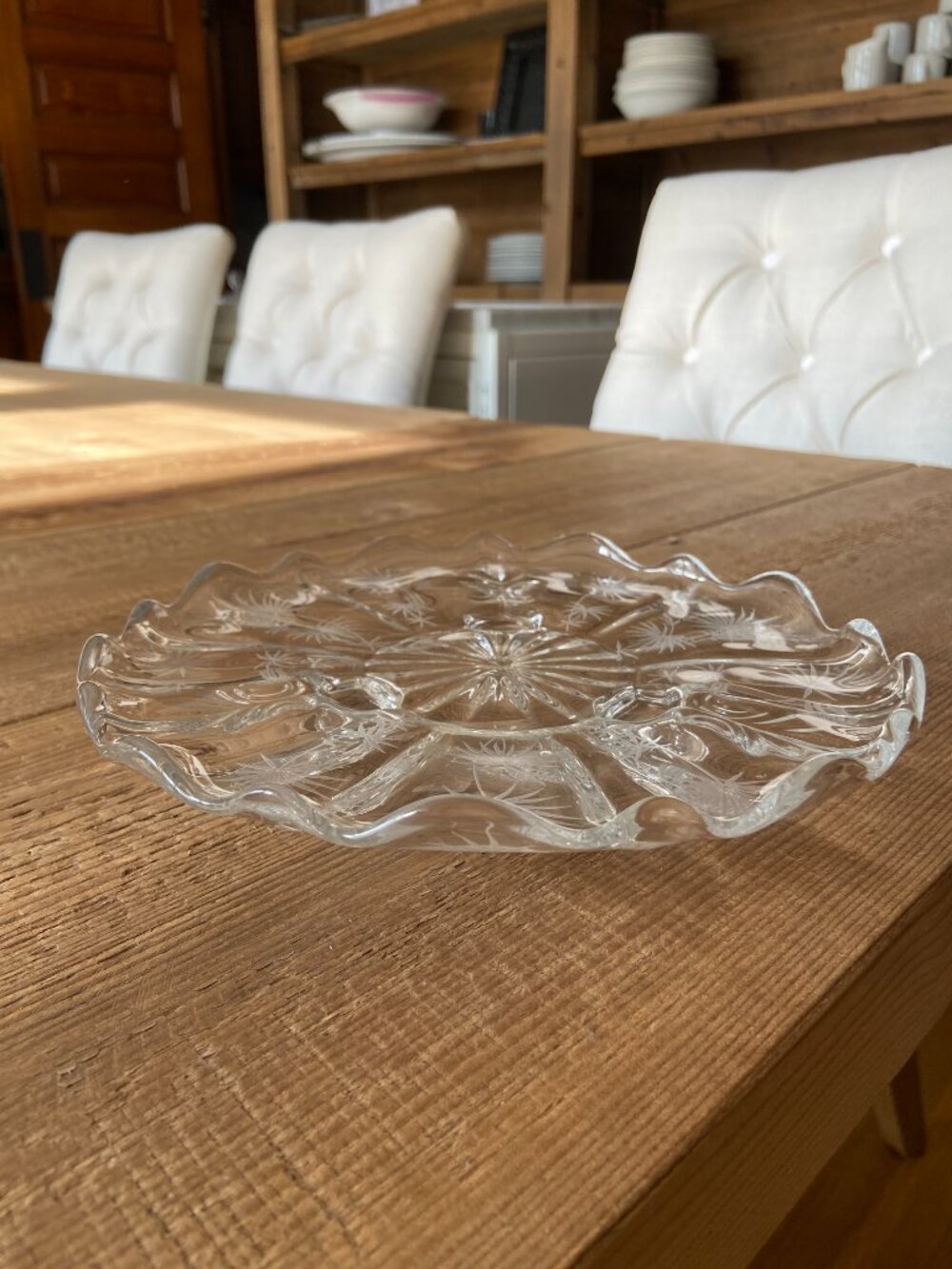 Vintage Clear Glass Etched Floral Starburst Serving Dish Scalloped 8" - Picture 8 of 9